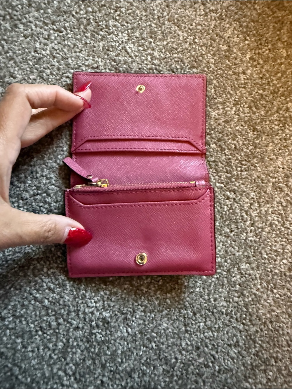 kate spade pink saffiano zip cardholder with gold hardware - Picture 2 of 4